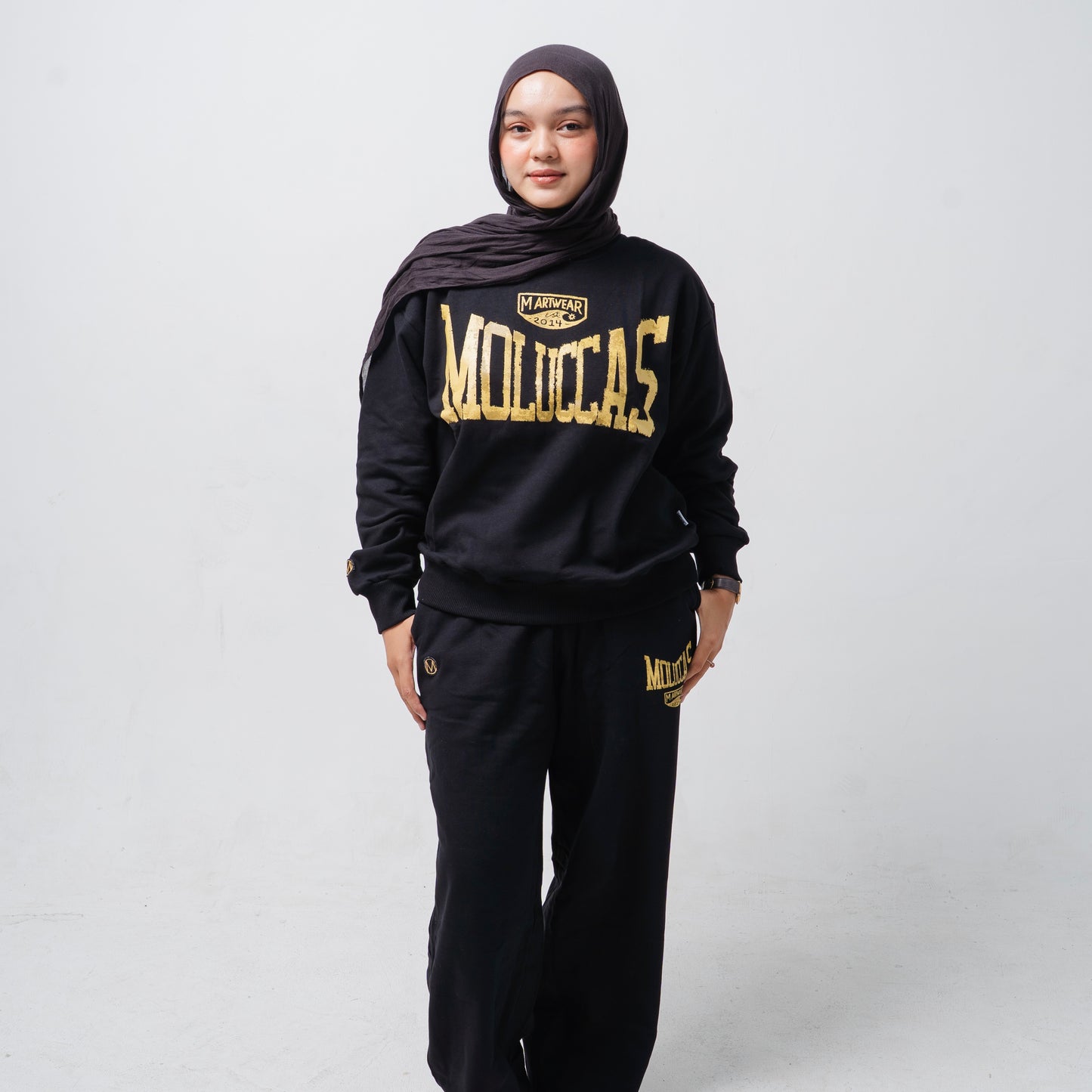 Crewneck Moluccas Obsidian Gold
